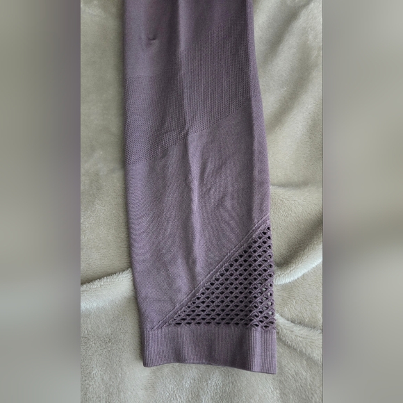 Avira Vibe purple leggings size M - Picture 3 of 5